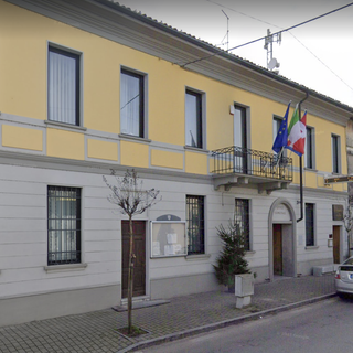 Il sindaco di Casalvolone è Enzo Piantanida