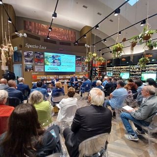 Nova Coop al fianco dei produttori locali: torna il progetto &quot;Prodotti in Piemonte&quot; con la carica dei 93 FOTO