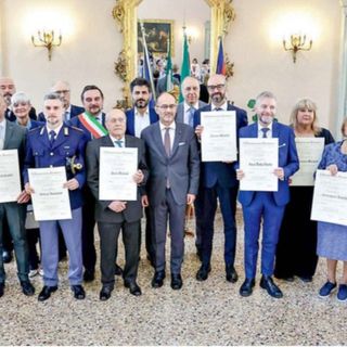 Consegna delle onorificenze al merito della Repubblica a Novara