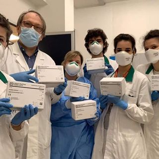 Casa Alessia dona i reagenti al Maggiore