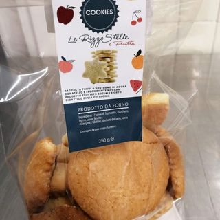 Tornano anche nel Natale 2023 i biscotti made in Rizzottaglia