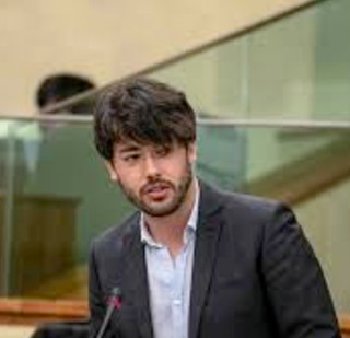 “Per abbattere le liste d'attesa in Piemonte servono prestazioni, non commissioni”