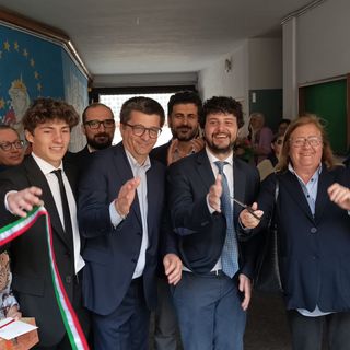 Inaugurato murale in ricordo di David Sassoli al Convitto Nazionale “Carlo Alberto” di Novara