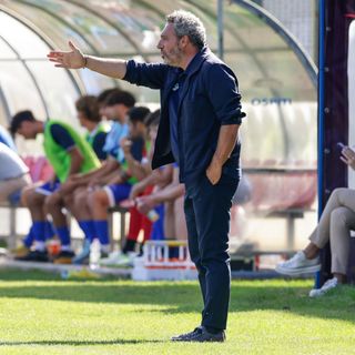 Gozzano calcio, Schettino non è più l'allenatore