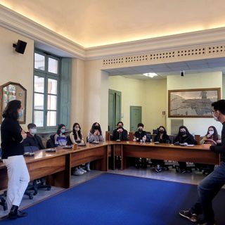 Gli studenti a Palazzo Natta per il progetto ‘Il teatro nello zaino’