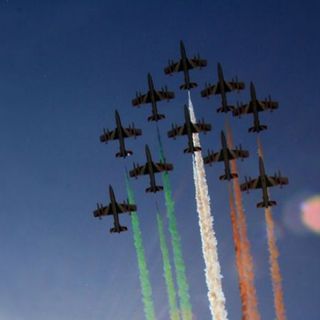 Le Frecce Tricolori tornano sui cieli di Arona, la data dell’air show 2020