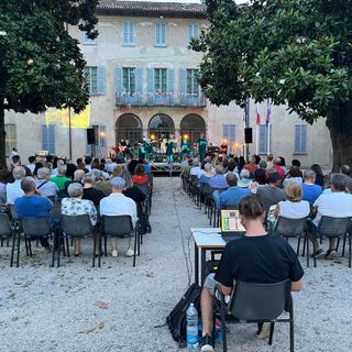 Grande successo per "Accordi d'autore" e lo spettacolo dedicato a Fabrizio De Andrè