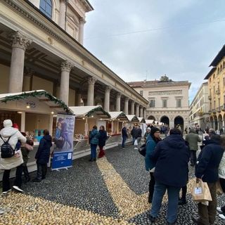 Il Villaggio della Solidarietà torna in Piazza Duomo per il Natale