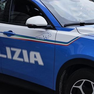 Agenti della Polizia di Stato salvano bambina in arresto respiratorio in corso della Vittoria