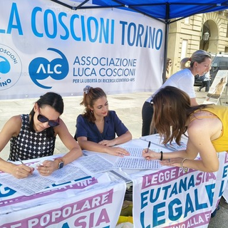 Fine vita, superate le 35mila firme in quattro Regioni per la campagna "Liberi Subito"