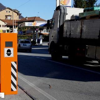 Multe e violazioni del codice della strada: nel 2024 Novara ha incassato 2,6 milioni di euro