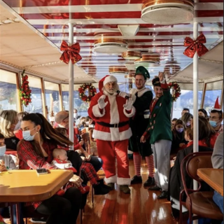 A Stresa crociere sul battello a vapore con Babbo Natale