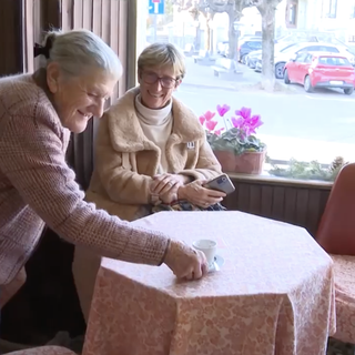La barista più longeva d'Italia quest'anno festeggia 100 anni di cui 66 passati al bar