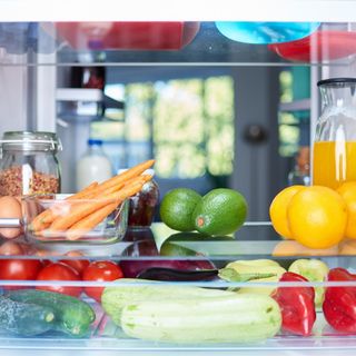 Estate e sicurezza alimentare: i gesti che proteggono la salute