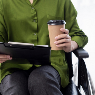 Non autosufficienza, nel programma  cure domiciliari offerte dalle Rsa e corsi per badanti