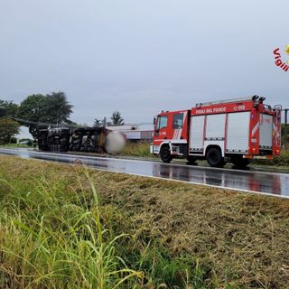 Incidente all’imbocco dell'autostrada A26 a Paruzzaro