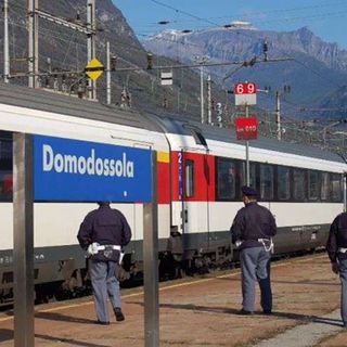 Novarese condannato per diversi furti arrestato su un treno a Domo