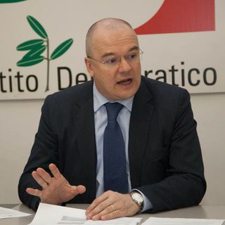 Fondi alluvione, Borghi replica a Preioni: “Non pontifico, ho il difetto di esprimermi in italiano”