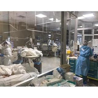 &quot;I non vaccinati in terapia intensiva crescono del 32%&quot;. Lo comunica la Federazione italiana azienda sanitarie e ospedaliere