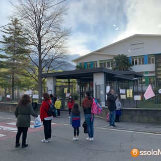 Scuola, i sindacati a Cirio: &quot;Distribuzione gratuita mascherine Ffp2&quot;