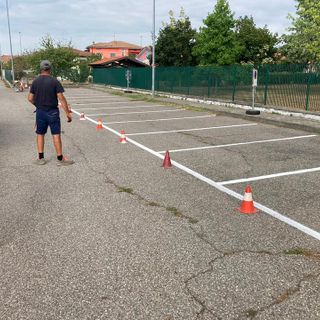 A Momo si rinnova la segnaletica orizzontale