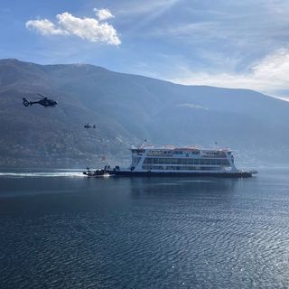 Dirottamento e presa di ostaggi su un battello di linea sul lago Maggiore: esercitazione congiunta tra Italia e Svizzera