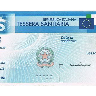 Nuova tessera sanitaria senza chip? Per i servizi online si può aggiornare quella in scadenza
