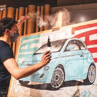 Stefano Berardino trasforma ricordi e passioni a 4 ruote in opere d’arte