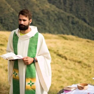 Grignasco piange l'improvvisa morte di don Matteo Balzano