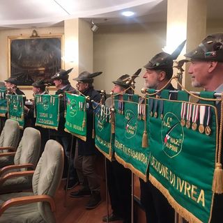 La Regione celebra la giornata degli Alpini: “Coraggio e valore da studiare nelle scuole”