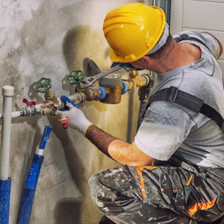 Indennizzi alle partite Iva: "In Piemonte avranno meno della media nazionale: così si paga l'affitto di un mese"