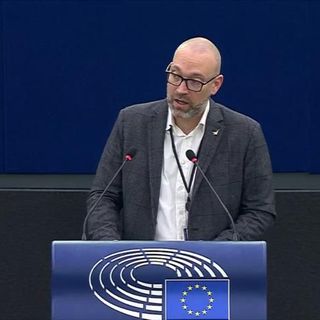 Universiadi a Torino: Panza presenta la Fiamma del Sapere all'Europarlamento