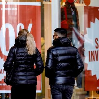 Saldi invernali: 6 italiani su 10 pronti a spendere più dell'anno scorso