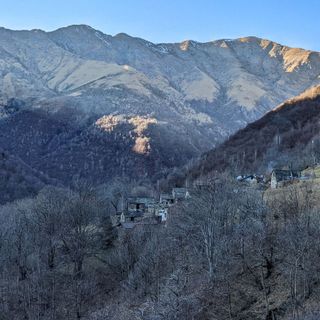 Escursione a Piaggia tra i Corti di Scareno