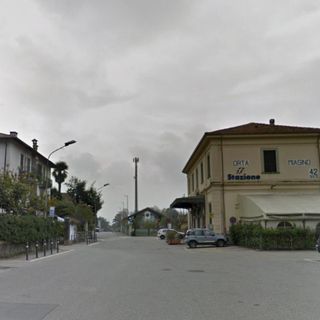 Orta, 4 panchine arancioni contro la violenza di genere