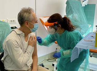 Da oggi al via le vaccinazioni per i turisti di Piemonte e Liguria