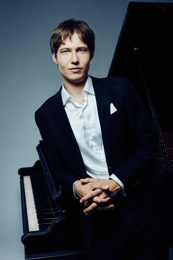 Festival LagoMaggioreMusica 2019: "Igor Andreev" si esibisce ad Arona