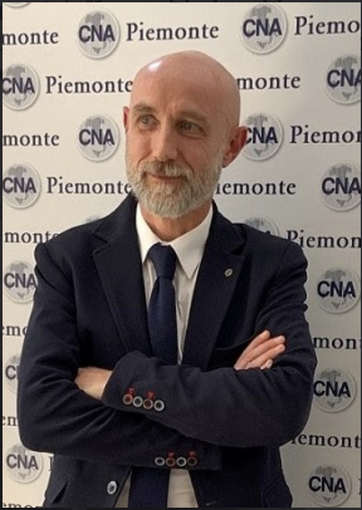 Stop al Superbonus, ma non solo. L'urlo delle piccole imprese: &quot;Ci stanno dando il colpo di grazia su auto e mattone&quot;