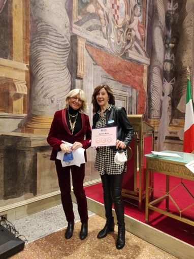 Assegnati all’ospedale Maggiore 3 ‘Bollini Rosa’ Assegnati all’ospedale Maggiore 3 ‘Bollini Rosa’