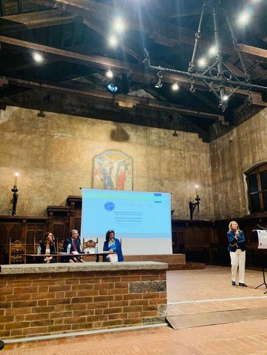 Marina Grassani alla conferenza “Violenza alle donne: tutela e prevenzione” per sensibilizzare sulla piaga dei femminicidi Marina Grassani alla conferenza “Violenza alle donne: tutela e prevenzione” per sensibilizzare sulla piaga dei femminicidi