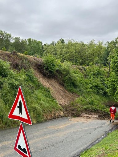 Maltempo nella notte: rovesci intensi sulle alte pianure, smottamento a Maggiate Superiore