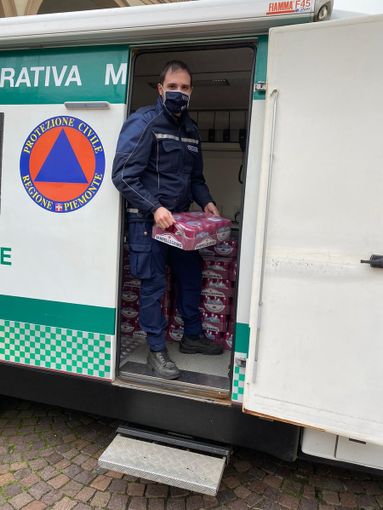 Consegnate alla Caritas di Trecate 50 quintali di cibo dal Banco Alimentare
