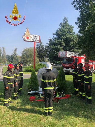 I Vigili del Fuoco di Novara onorano i caduti dell'11 Settembre 2001