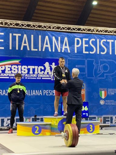 Pesi, primo titolo italiano per il team Quisquash 2000 novara