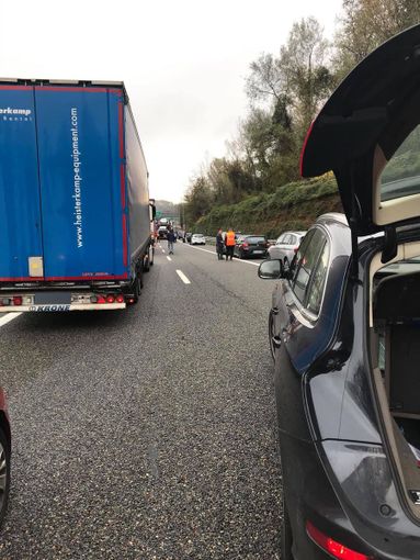 Weekend di rientri: bollino rosso su strade e autostrade