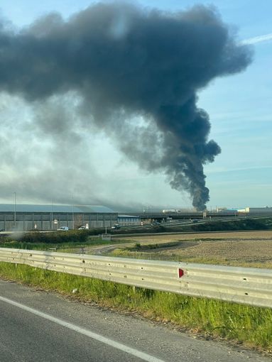 Incendio alla Kemi, l'azienda ringrazia i Vigili del fuoco e le forze dell'ordine intervenute Incendio alla Kemi, l'azienda ringrazia i Vigili del fuoco e le forze dell'ordine intervenute
