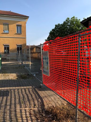 Verrà risistemato il parco delle ex scuole di Barengo Verrà risistemato il parco delle ex scuole di Barengo