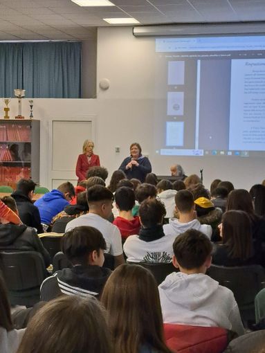 Presentato agli studenti  “Trecate, identità agricola tra passato, attualità e futuro”