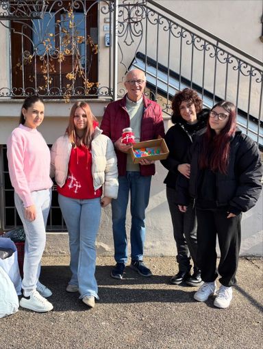 Swap Party Enaip: abiti e donazioni consegnati alla Casa della Carità di Borgomanero