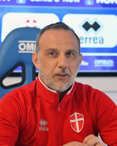 Mascara carica il Novara: “Divertiamoci e facciamo divertire, così arrivano le vittorie” Mascara carica il Novara: “Divertiamoci e facciamo divertire, così arrivano le vittorie”